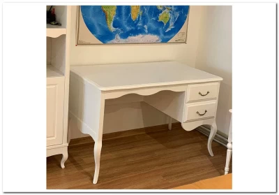 Стол письменный Авиньон из массива бука 